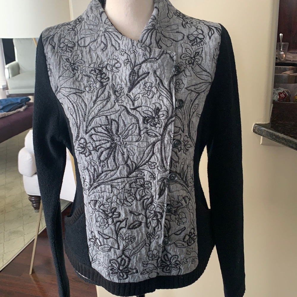 Anthropologie sz large sweater blazer